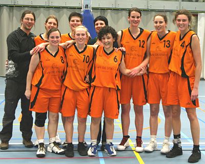 BJM DAMES KAMPIOEN ZONDER NEDERLAAG
