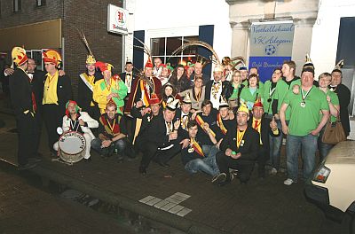 KROEGENTOCHT EINDIGDE IN HET DAMBERD