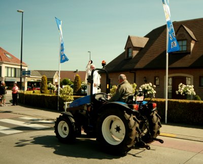 AUTOWIJDING BLIJFT IN DE BELANGSTELLING