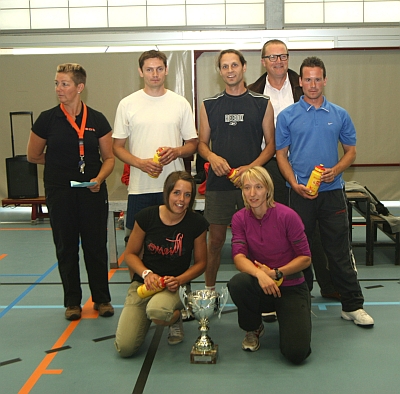 AMBTENARENSPORTDAG EINDIGDE IN DE REGEN