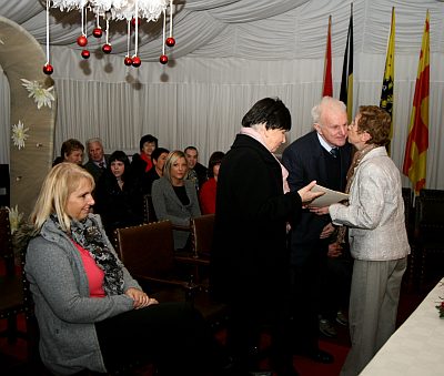 EEN GOUDEN HUWELIJKSBOOTJE VOOR ROMAAN EN MARGARETHA