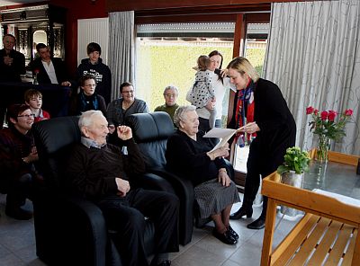 MAURITS EN YVONA DELEN AL 60 JAAR SAMEN LIEF EN LEED