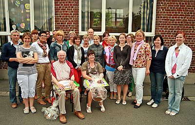 DE PAPAVER WUIFDE NONKEL JANEL EN SABINE UIT