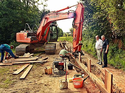 SCHOTBALKEN VOOR  KLEIT - OVERSTROMINGSGEBIED VOOR MAASBONE