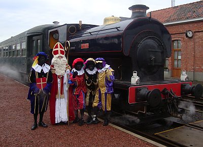 MET DE SINT OP DE STOOMTREIN