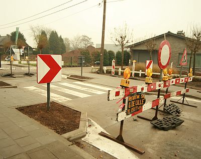 HILLESTRAAT OPEN VOOR HET DOORGAAND VERKEER