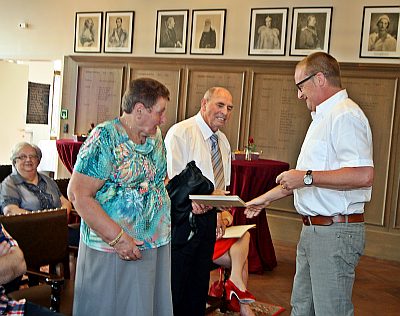 ROGER EN GODELIEVE VIERDEN HUN GOUDEN HUWELIJKSJUBILEUM