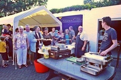 DOKTER HERREBAUTLAAN IN FEEST