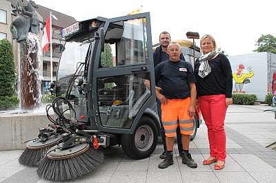 MALDEGEM HEEFT EEN NIEUWE BORSTELWAGEN