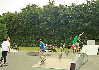 REGEN SPELBREKER OP HET SKATE EVENT