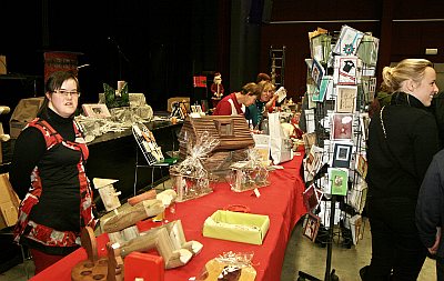 KERSTMARKT IN DEN HOOGEN PAD