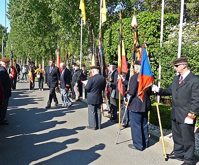 VOORZITTERSWISSEL BIJ DE VERBROEDERING VAN DE GRENADIERS