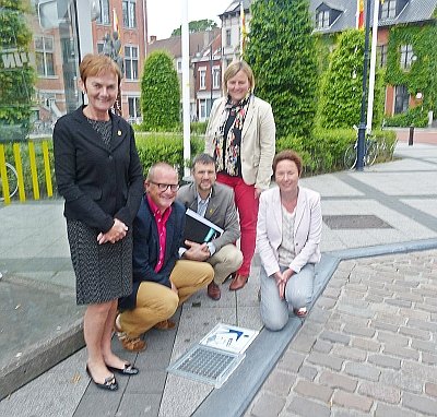 MALDEGEM BINDT DE STRIJD AAN TEGEN SIGARETTENPEUKEN