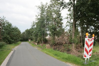 HET IS NOG STEEDS GEVAARLIJK IN DE OUDE MOLENWEG