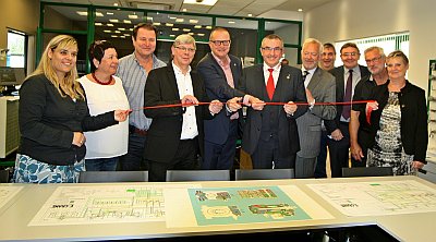 E-CRANE WORLDWIDE OPENT NIEUW OPLEIDINGSCENTRUM EN MAGAZIJN