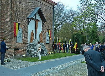 HERDENKING GESNEUVELDEN 18 DAAGSE VELDTOCHT