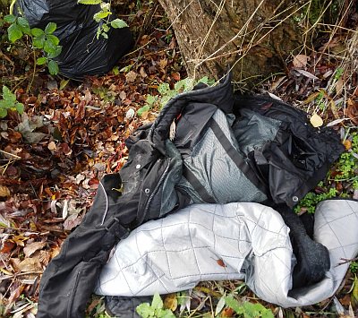 TE LUI OM NAAR HET RECYCLAGEPARK TE RIJDEN