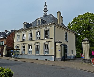 MALDEGEM BEKOSTIGT ZELF WERKEN AAN SINT ANNAKASTEEL