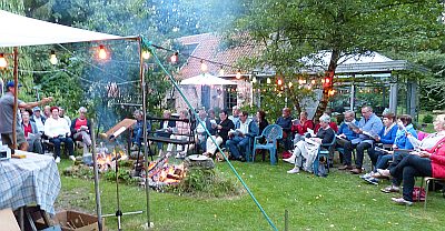 ZINGEN MET DE GEZINSBOND EN DE KAMPVUURKADULLEN