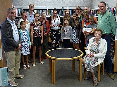 BIBLIOTHEEK REIKTE EERSTE AWARDS UIT