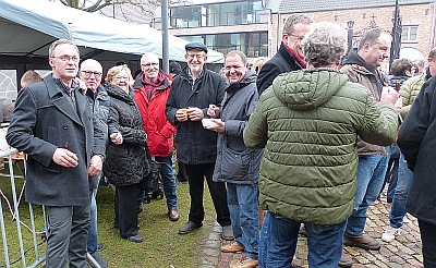 ADEGEM KLONK OP EEN VOORSPOEDIG 2017