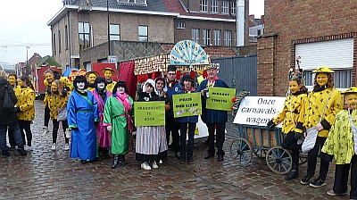 't FOLKLOORKE IS ZIJN GESTOLEN CARNAVALSWAGEN NOG NIET VERGETEN