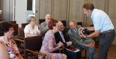 RAYMOND EN SUZANNE VIERDEN HUN DIAMANTEN HUWELIJKSJUBILEUM