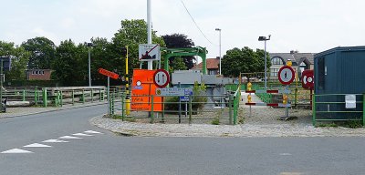 VERKEERSLICHTEN NA EEN HALVE DAG AL VERWIJDERD