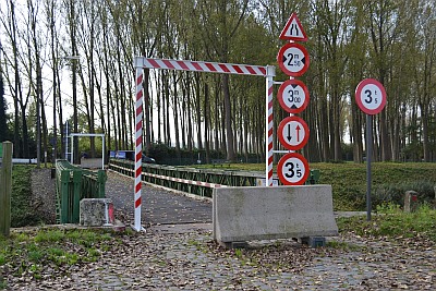 GEEN ZWAAR VERKEER MEER OVER DE OOSTMOERBRUG