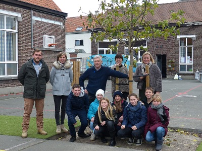 DE SPEELPLAATS WORDT GROENER EN FRUITIGER