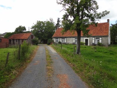 ADEGEMS OUDSTE BOERDERIJ GING TEGEN DE VLAKTE