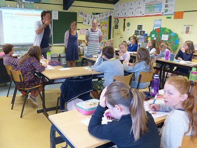 GBS DE KRUIPUIT VERKOOS ZIJN NIEUWE SCHOOLPARLEMENT