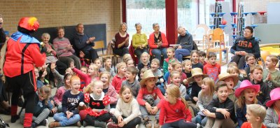 VBS DE PAPAVER NODIGDE DE PASTORIJ UIT OP SINTERKLAASFEEST