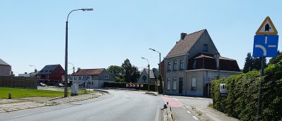 GEMEENTE NEEMT VELDEKENS EN DE ZWEPE OVER