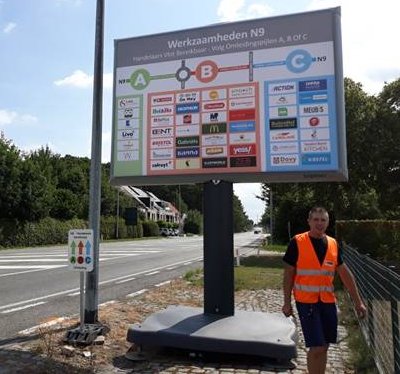 GROTE BORDEN WIJZEN DE WEG NAAR BEREIKBARE HANDELSZAKEN OP DE N9