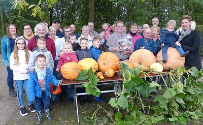 RACHEL WON EERSTE POMPOENWEDSTRIJD