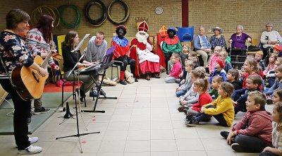 SINTERKLAAS OP BEZOEK BIJ DE PAPAVER