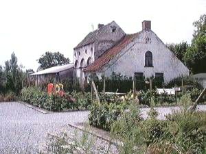 De oude koetshoeve 2003